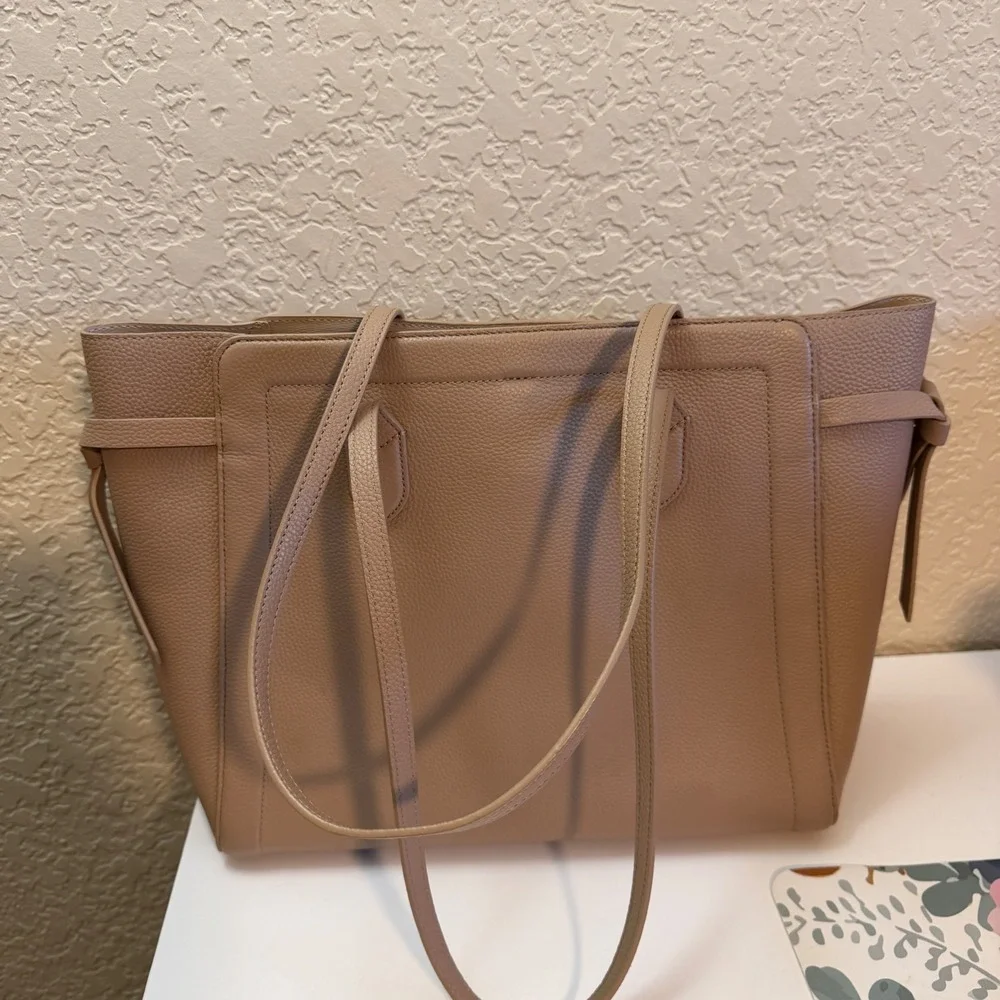 Kate Spade New York Large Pebbled Leather Knott Raw PecanTote‎ Bag Taupe Beige